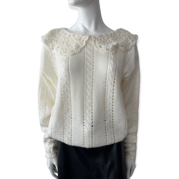 Vintage Sweaters - Vintage Hand Knit Off White Oversized Collar Sweater